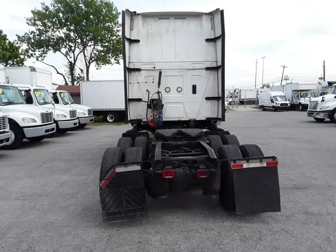 2020 NAVISTAR INTERNATIONAL LT625 SLPR CAB