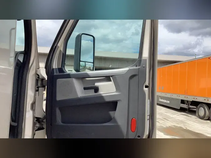 2020 Freightliner Cascadia