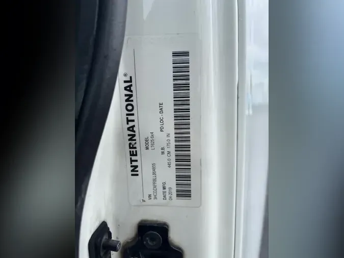 2020 International LT625
