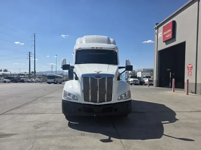 2022 Peterbilt 579721490ca98c257e12b1da654e177b009