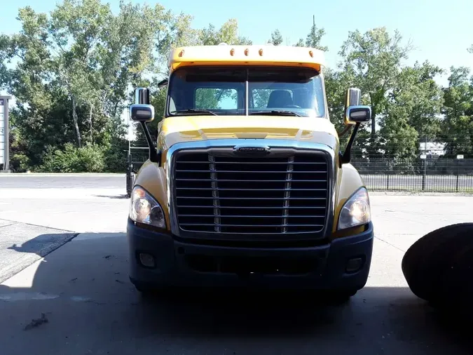 2019 FREIGHTLINER/MERCEDES CASCADIA 1257226179fc86ec021c2e7c9e4c6ecf11e