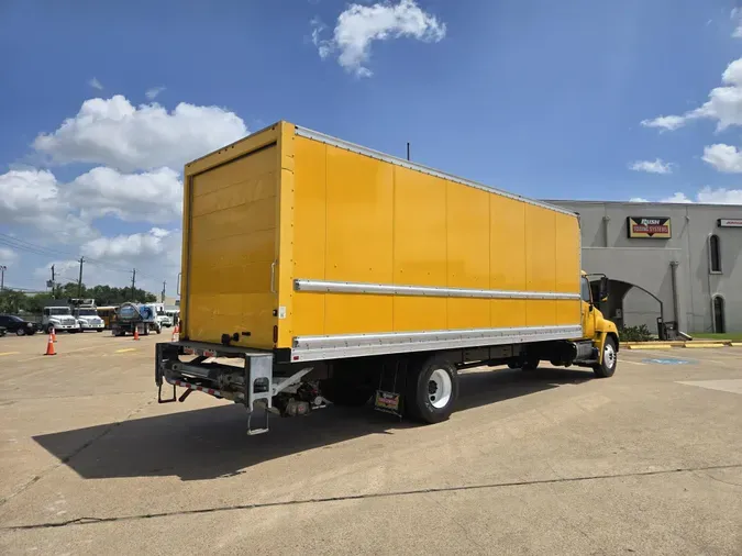 2020 Hino 268A