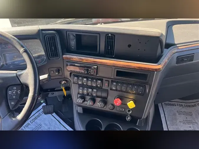 2020 INTERNATIONAL LT625