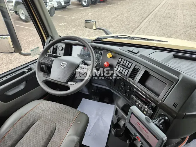 2024 VOLVO VNL64T860