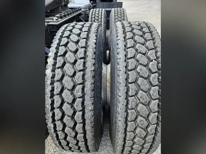 2024 PETERBILT 579