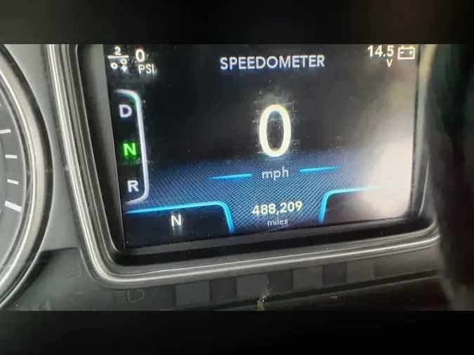 2019 NAVISTAR INTERNATIONAL LT625 DAYCAB T/A