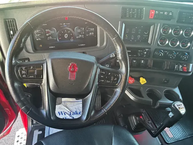 2023 Kenworth W9907232eaa1395cc03772617b4f702b8b45