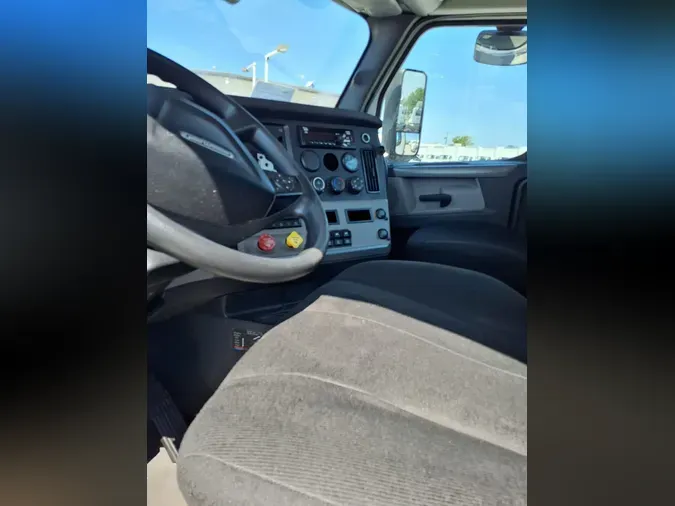2020 FREIGHTLINER NEW CASCADIA 116