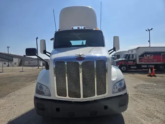 2018 Peterbilt 57972369d04cdd30b47302140bebd21fcdb