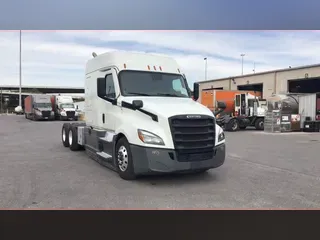 2022 Freightliner Cascadia 126