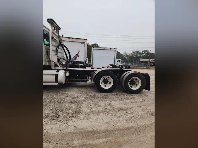 2016 FREIGHTLINER/MERCEDES CASCADIA 125