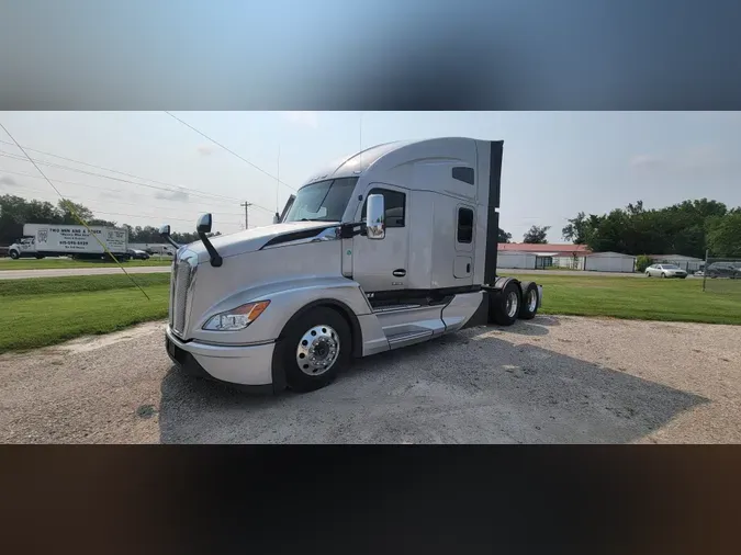 2023 Kenworth T680723e1268baa19099d0fc889920f872ce