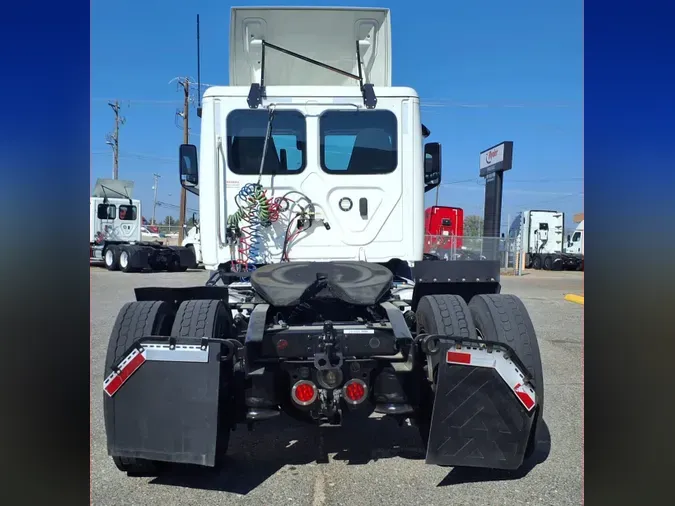 2020 FREIGHTLINER/MERCEDES NEW CASCADIA 116