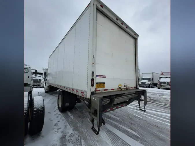 2019 FREIGHTLINER/MERCEDES M2 106