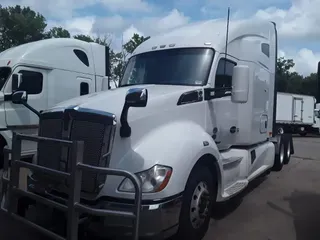 2020 KENWORTH TRUCKS T-680