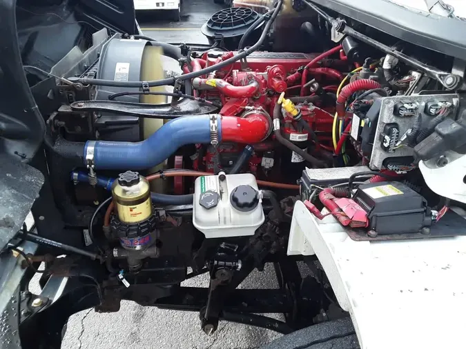 2019 FREIGHTLINER/MERCEDES M2 106