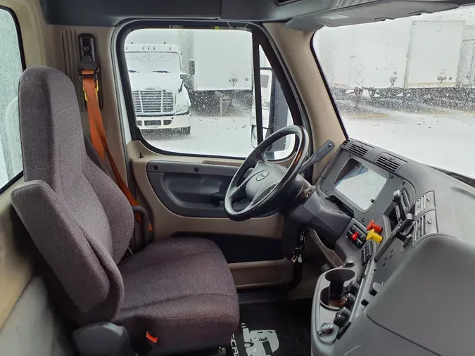 2017 FREIGHTLINER/MERCEDES CASCADIA 125