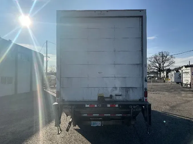 2019 Freightliner M2