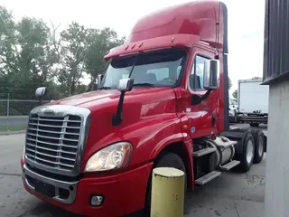 2018 FREIGHTLINER/MERCEDES CASCADIA 125