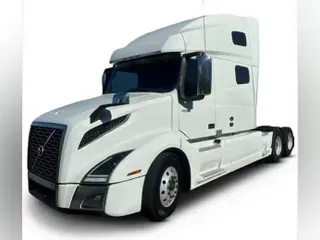 2023 Volvo VNL64T760