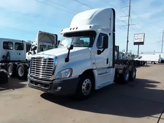 2019 FREIGHTLINER/MERCEDES CASCADIA 125
