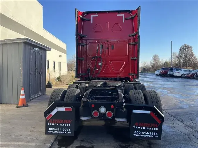 2020 FREIGHTLINER CASCADIA