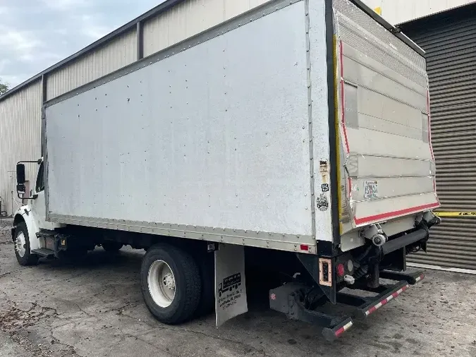 2014 Freightliner M2