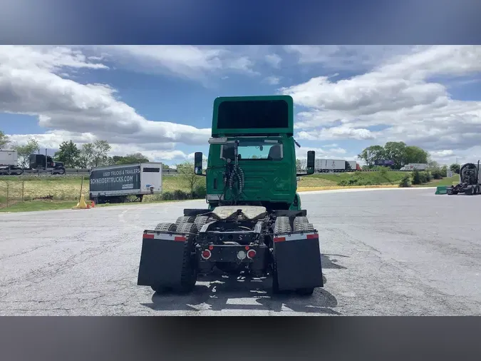 2020 International LT