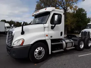 2018 FREIGHTLINER/MERCEDES CASCADIA 125