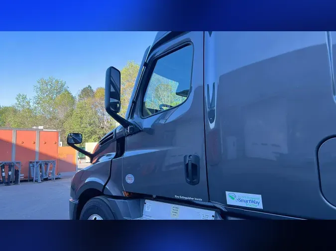 2024 Freightliner Cascadia