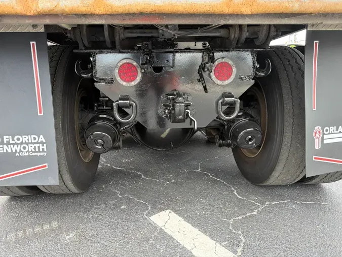 2018 Kenworth T880 Short Hood726392a92860a04a3c3245b2e6eab908