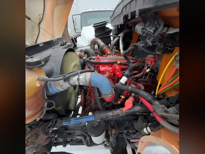 2019 NAVISTAR INTERNATIONAL 4300