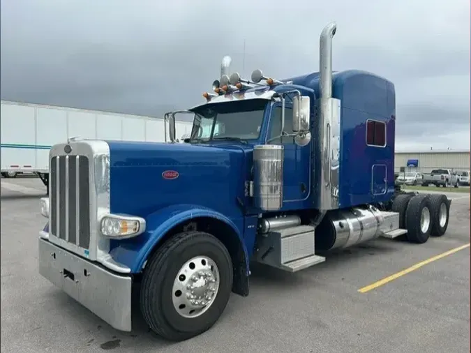 2020 Peterbilt 389