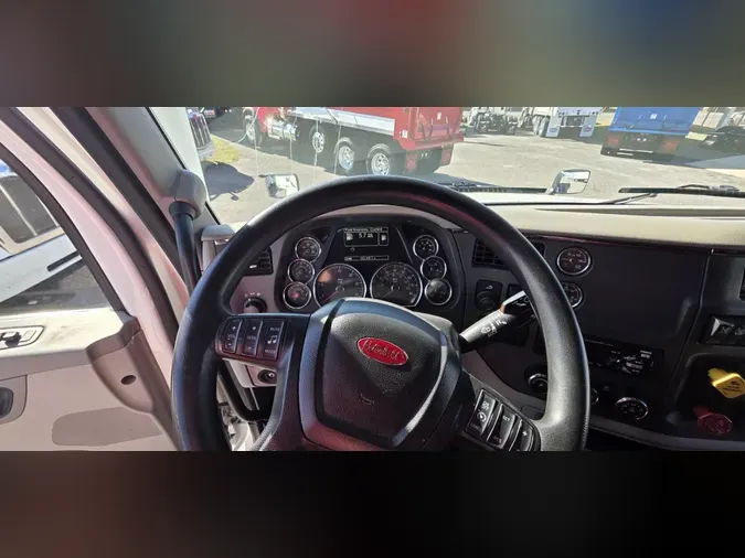 2021 Peterbilt 579