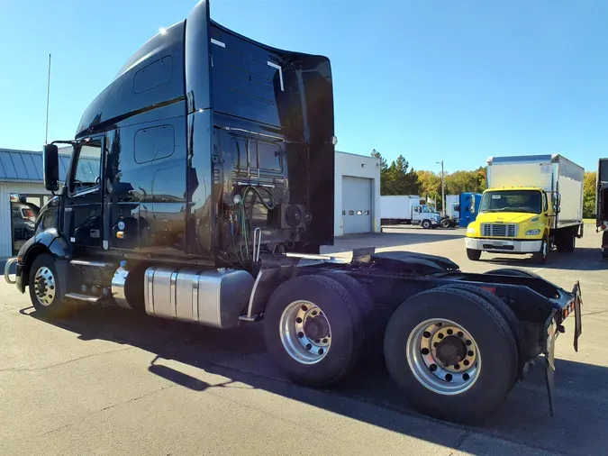 2019 VOLVO VNL64T-760