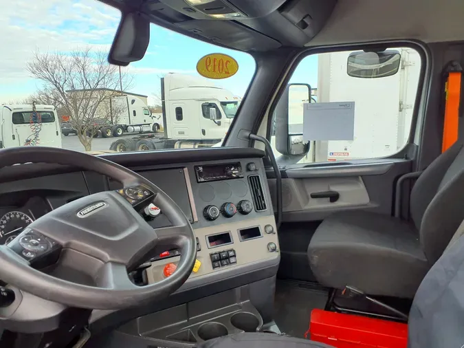 2019 FREIGHTLINER/MERCEDES NEW CASCADIA PX12664