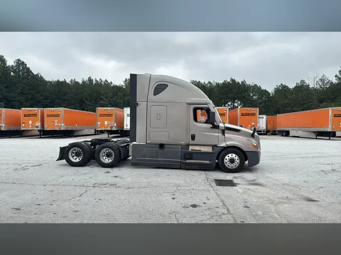 2021 Freightliner Cascadia