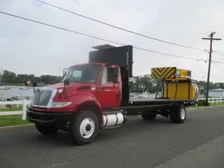2018 INTERNATIONAL 4300