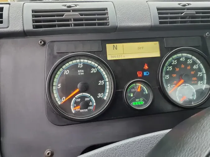 2019 FREIGHTLINER/MERCEDES CASCADIA 125