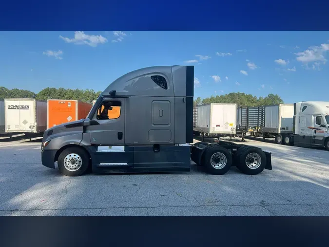 2023 Freightliner Cascadia 1267288d503d920922db7bef01db51db45e