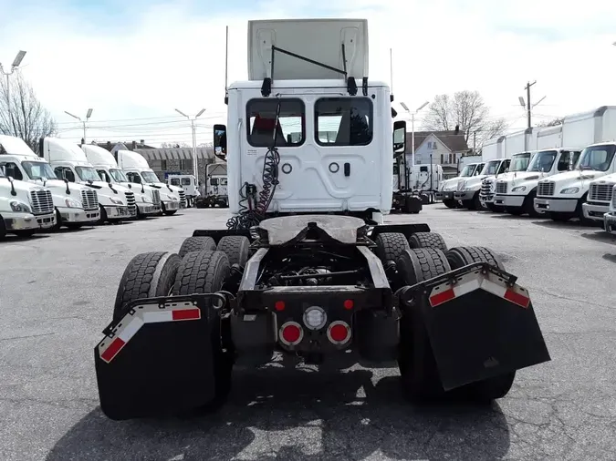 2019 FREIGHTLINER/MERCEDES NEW CASCADIA PX12664