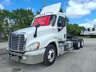 2019 FREIGHTLINER CASCADIA 125