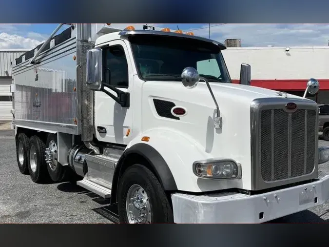 2017 Peterbilt 567