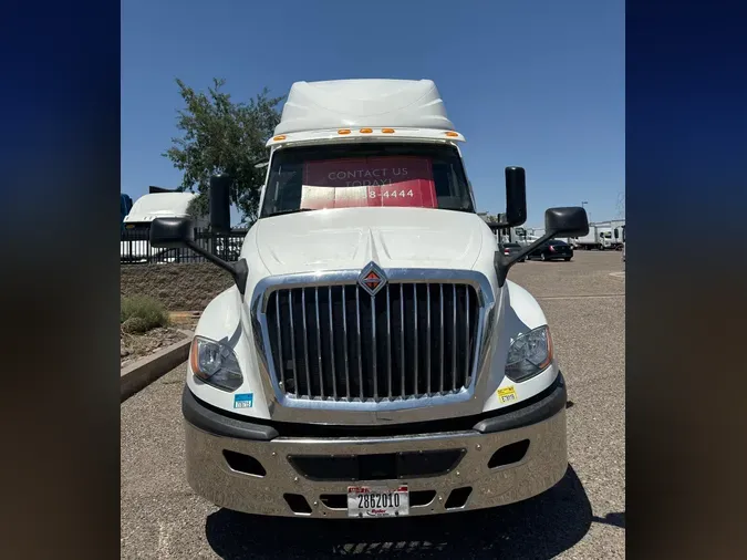 2019 NAVISTAR INTERNATIONAL LT625 SLPR CAB