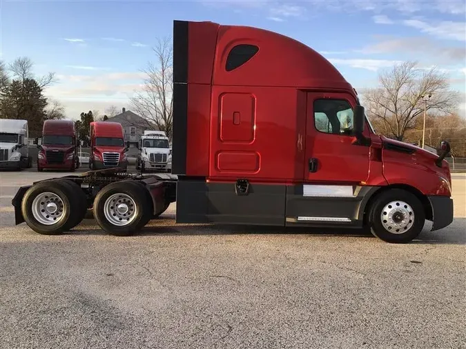 2020 FREIGHTLINER CASCADIA