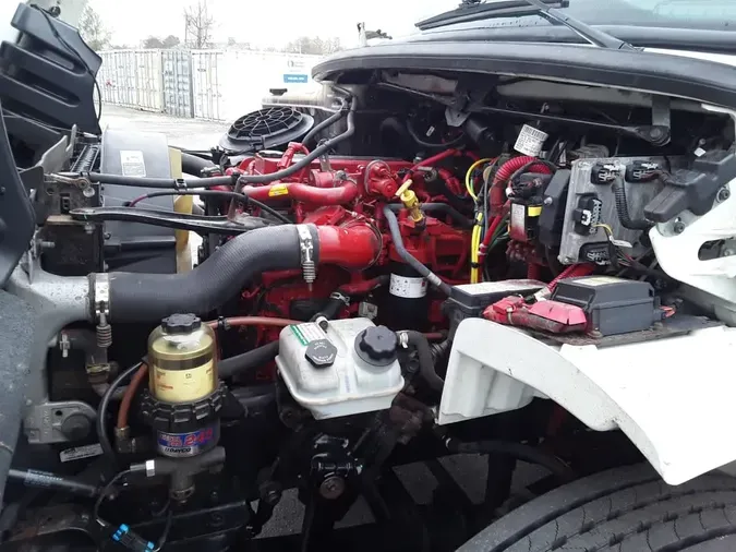 2019 FREIGHTLINER M2 106