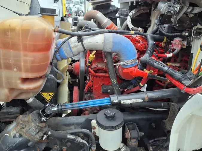 2019 NAVISTAR INTERNATIONAL 4300