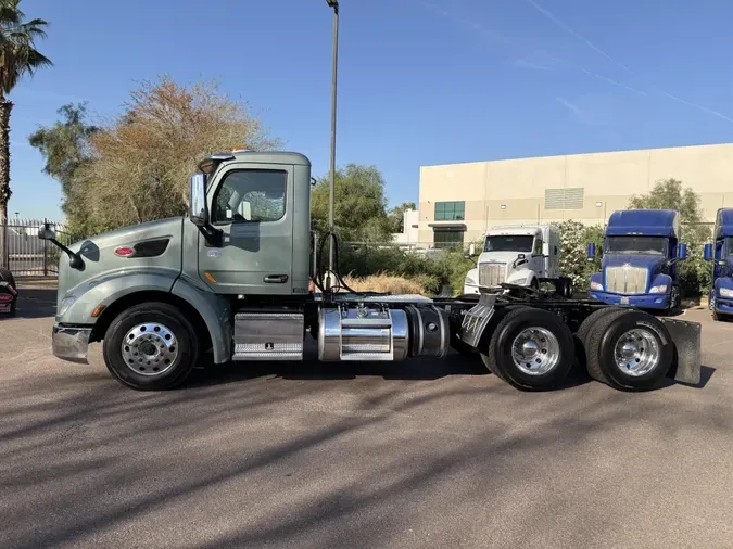 2021 Peterbilt 579729ebe1b90df69bb35300076d400e71f