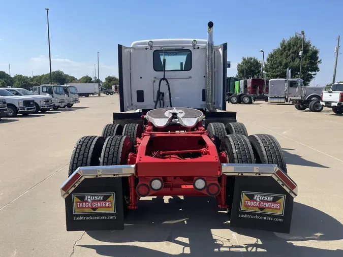 2022 Peterbilt 567