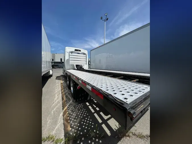 2020 FREIGHTLINER NEW CASCADIA 126